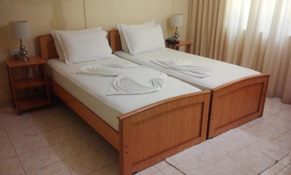 Melbourne Tourist Rest Hotel Anuradhapura Room photo