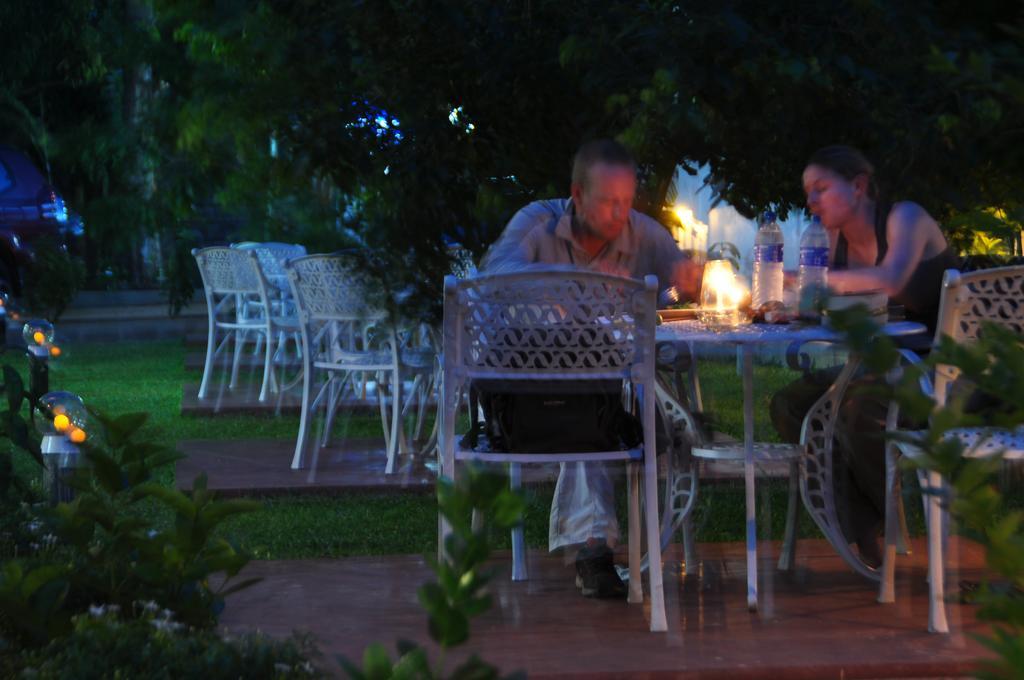 Melbourne Tourist Rest Hotel Anuradhapura Exterior photo