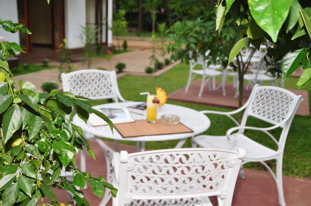 Melbourne Tourist Rest Hotel Anuradhapura Exterior photo